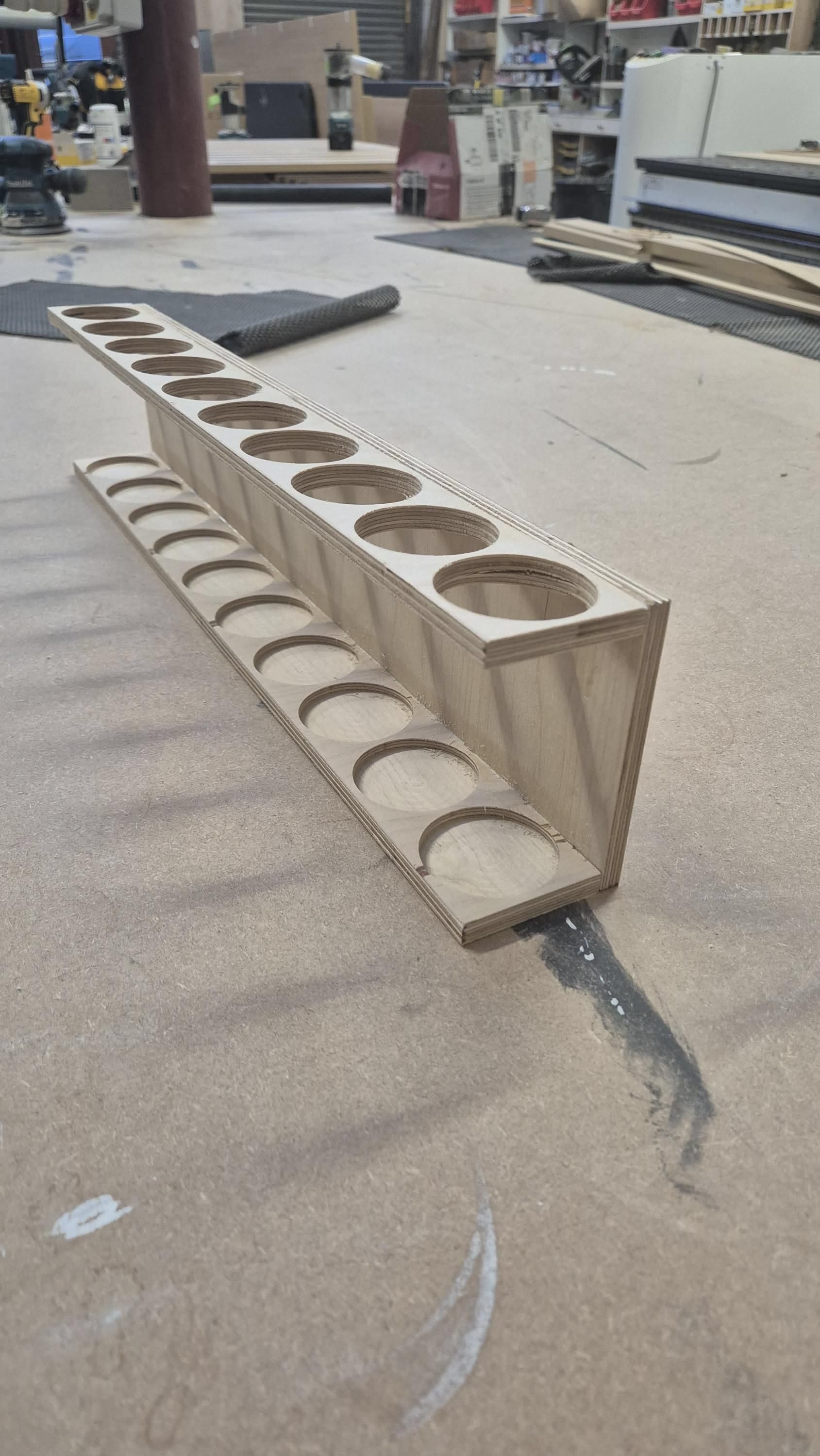 Elegant brand identity with serif typography and refined visual elements. The design demonstrates classical design principles combined with contemporary aesthetics.